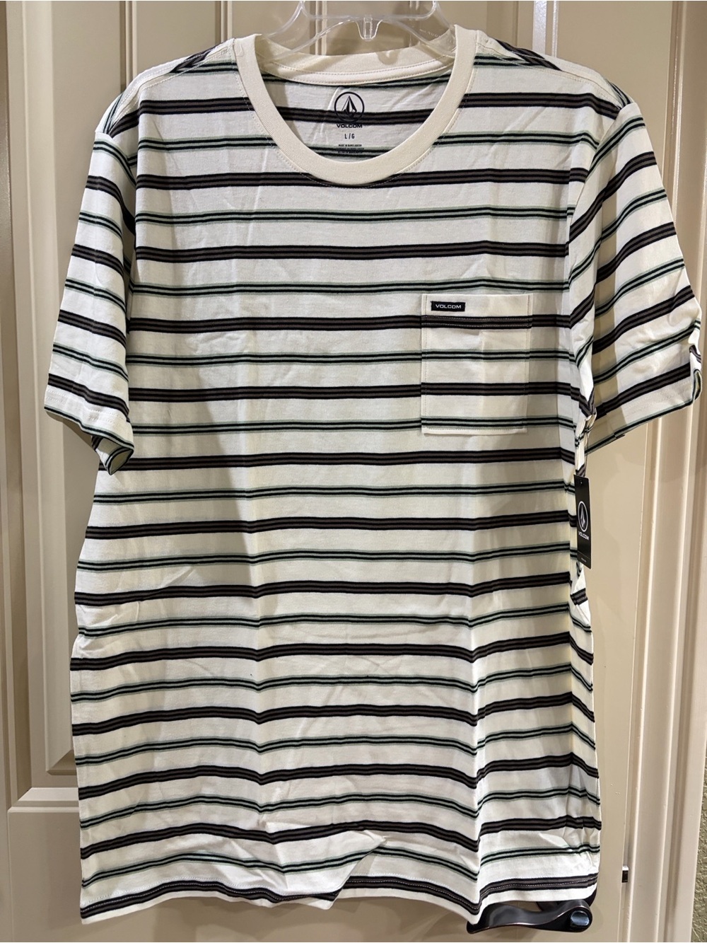 Pullover Crewneck Tee by Volcum Brand.  NWT!